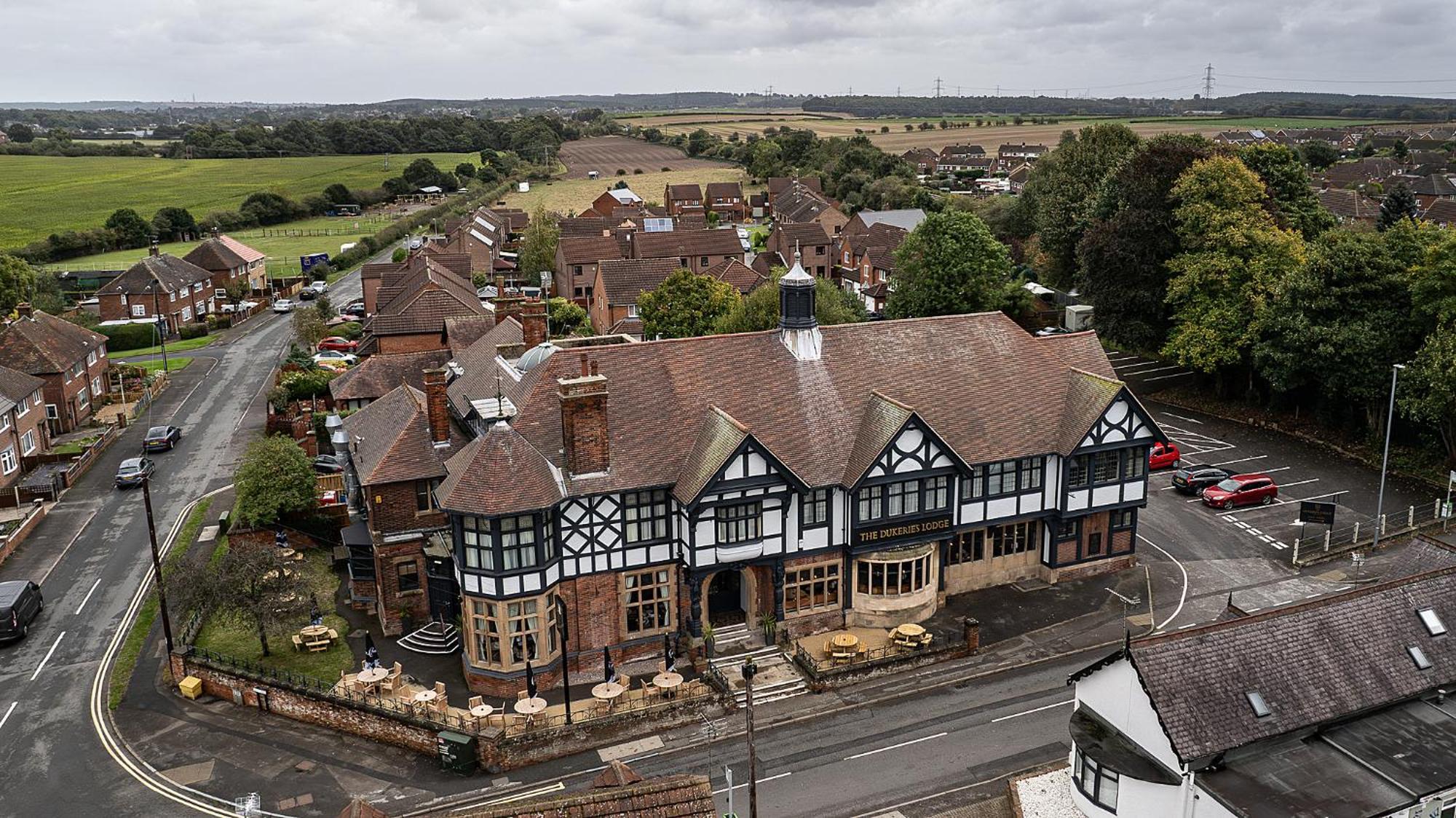 The Dukeries Lodge, Edwinstowe, Nottinghamshire エクステリア 写真