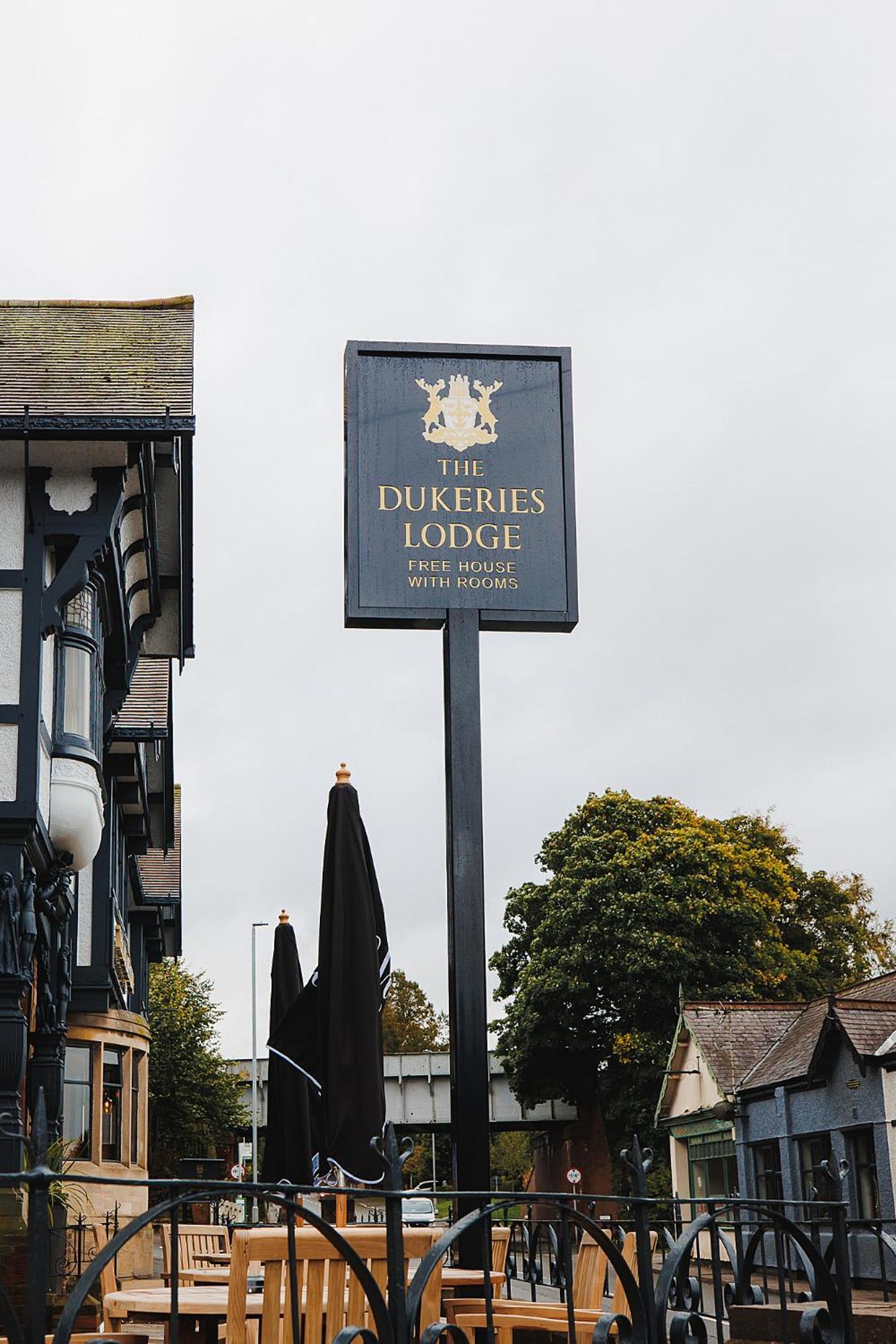 The Dukeries Lodge, Edwinstowe, Nottinghamshire エクステリア 写真